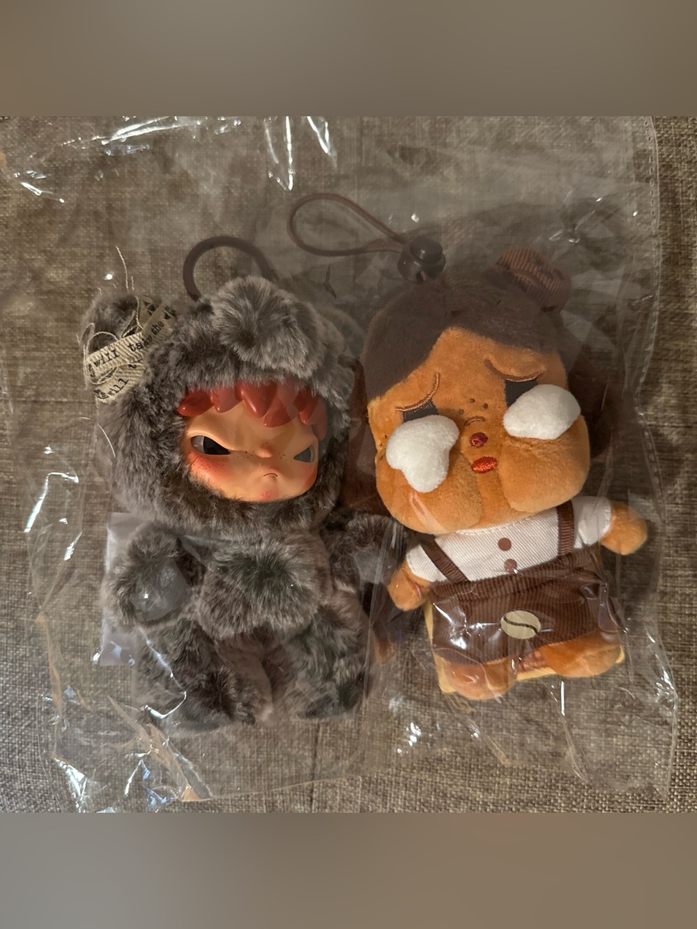 Hirono and Crybaby Plush bundle